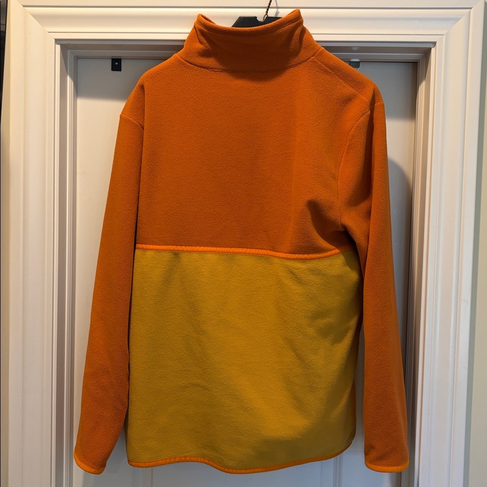 Cotopaxi Two-Tone Orange and Yellow Fleece - Picture 4 of 7